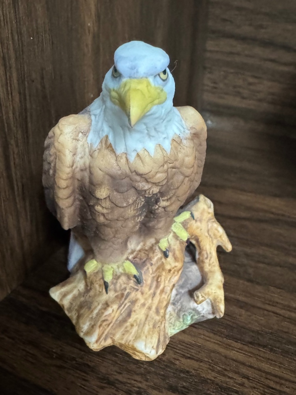 Lefton 1986 Hand Painted Porcelain Eagle Figurine, Birds Theme